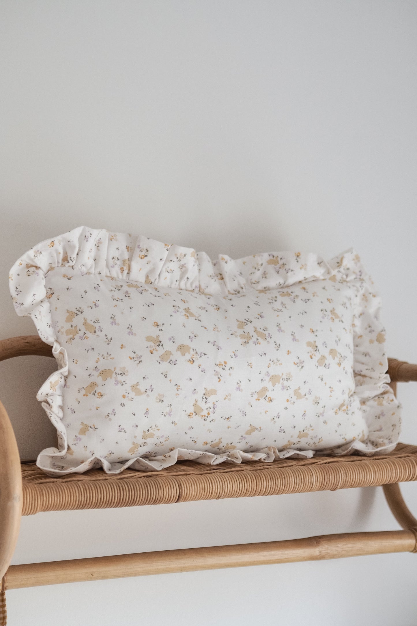 Coussin Bunny & Flowers
