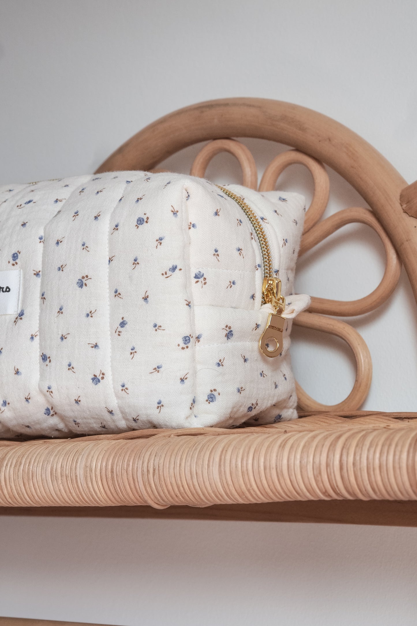 Trousse baby blue flower