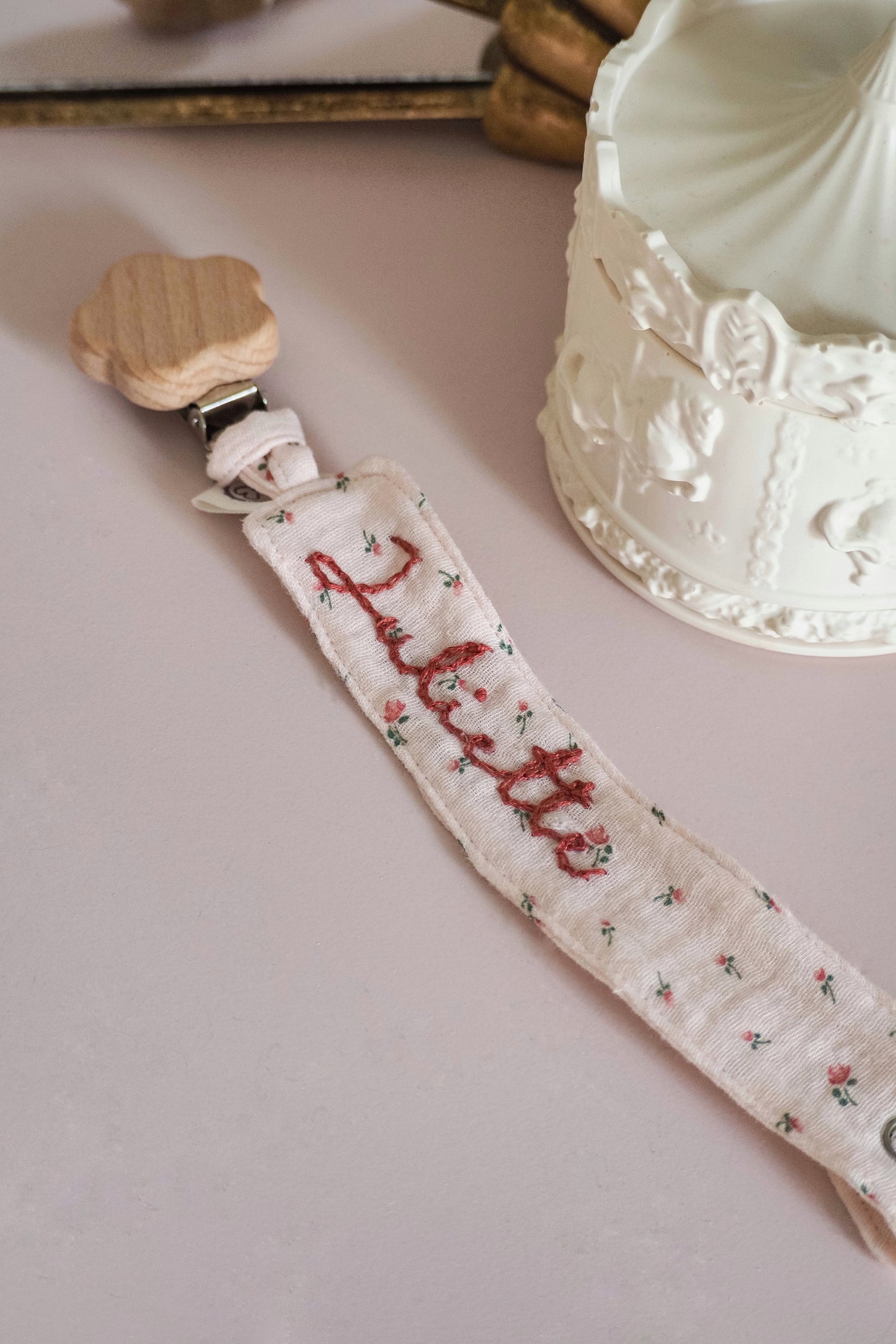 Attache tétine personnalisable - Baby pink roses