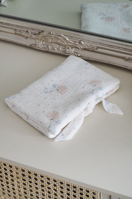 Protège carnet de santé Doux lapin