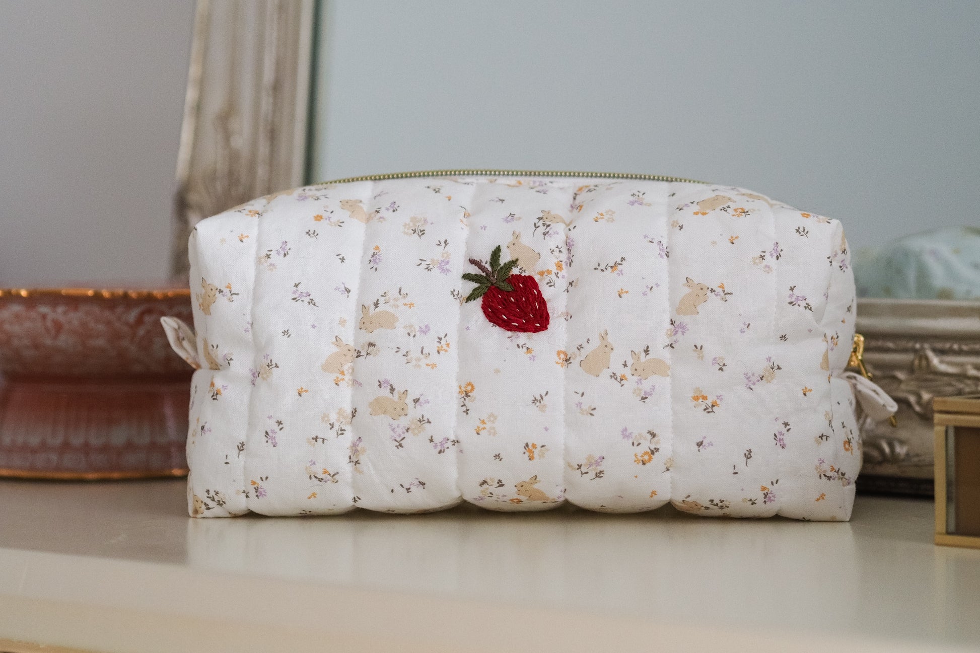 Trousse Bunny & Flowers Brodee