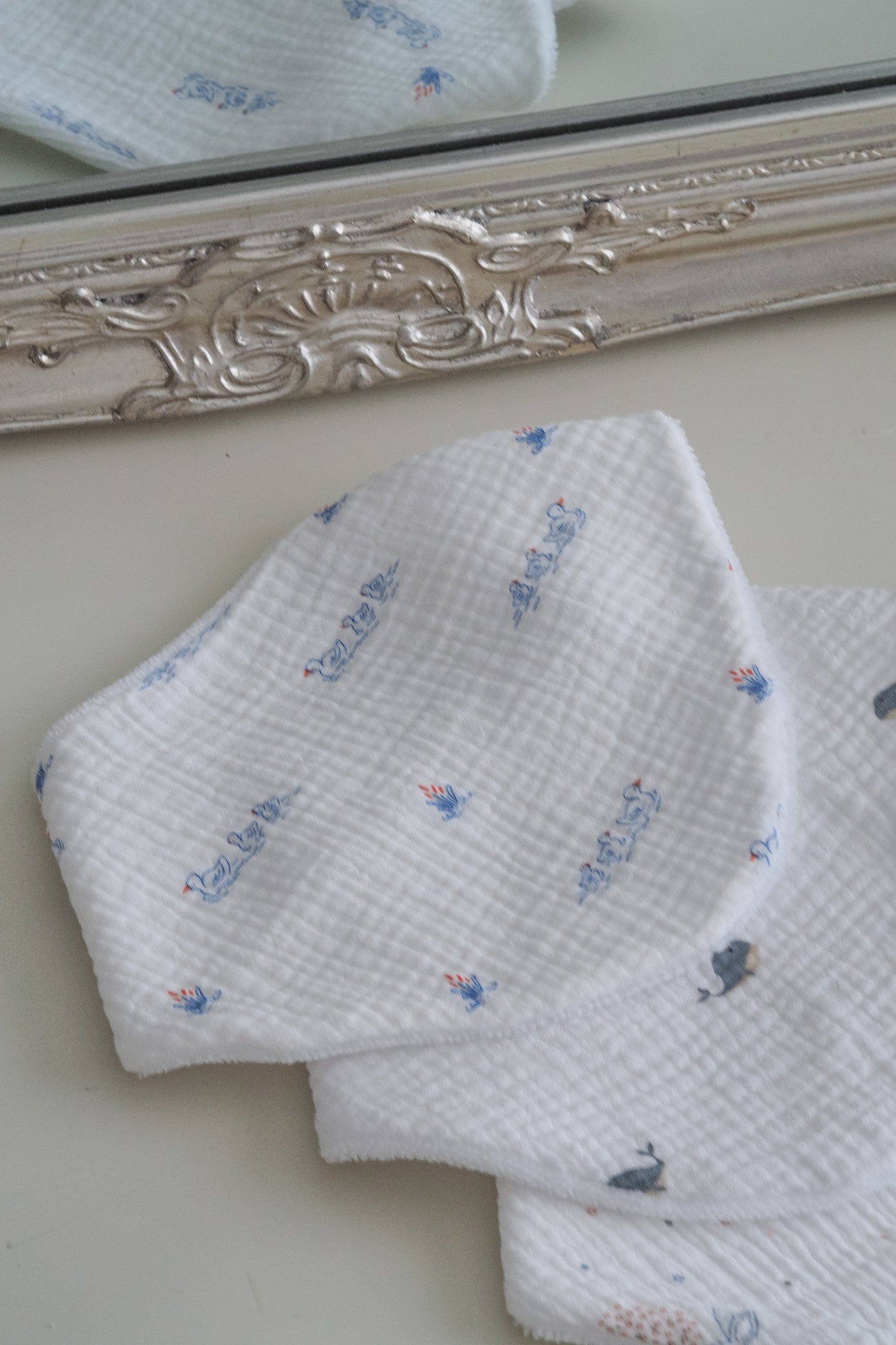 bavoir bandana les petits canards gaze de coton