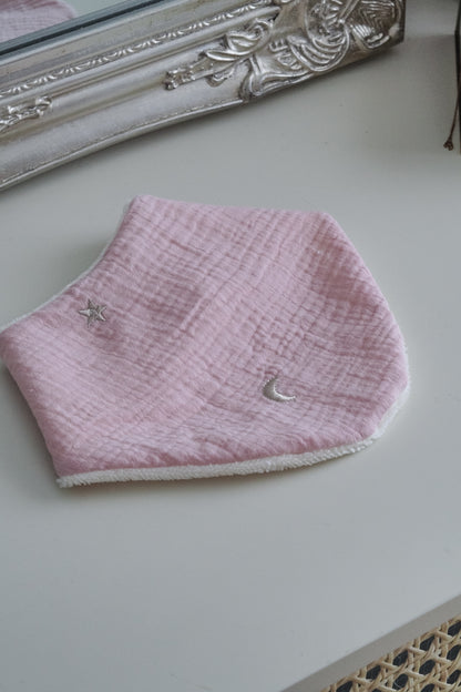 bavoir bandana moon dusty rose gaze de coton