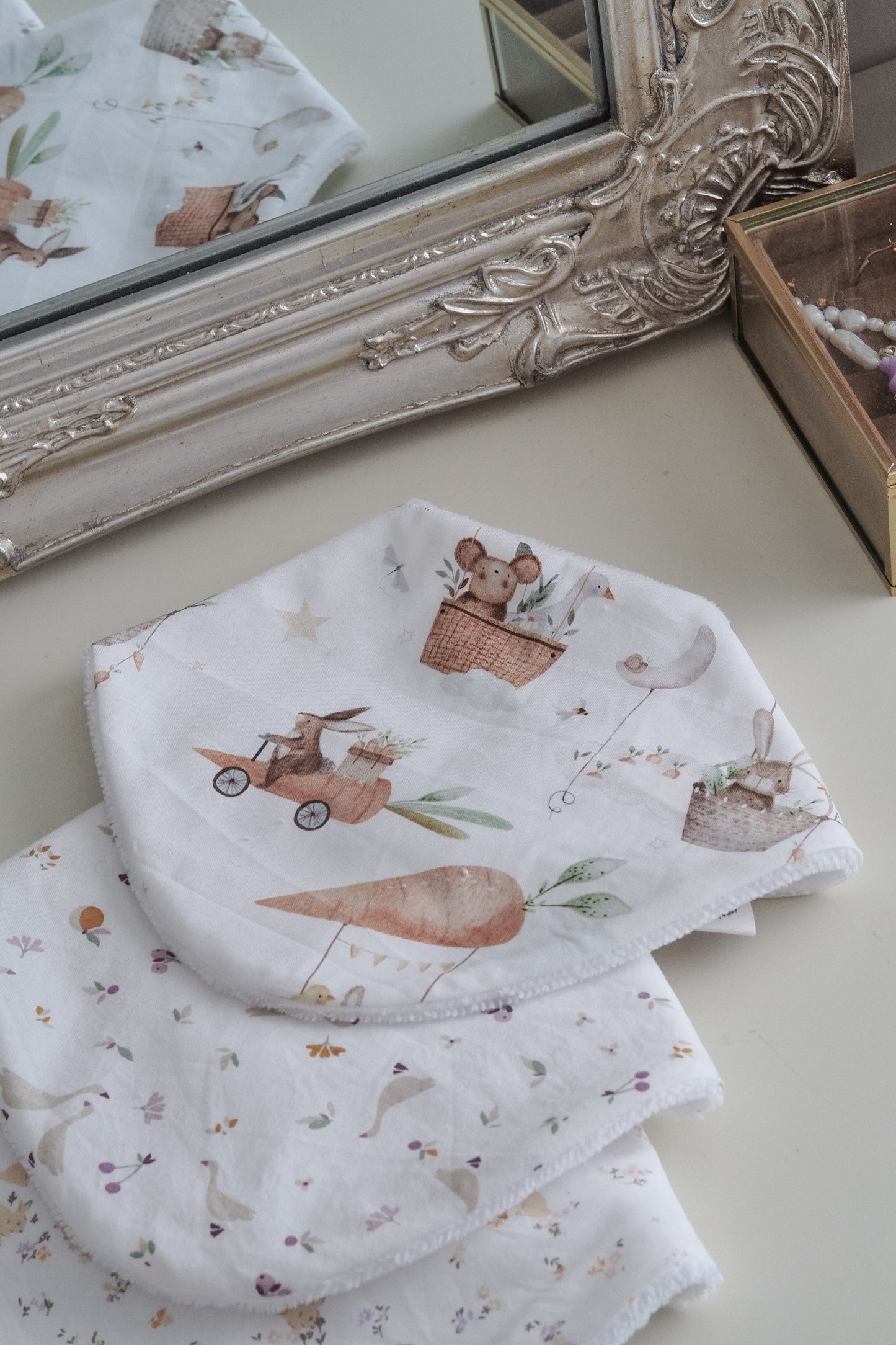 bavoir bandana reve de lapin en coton