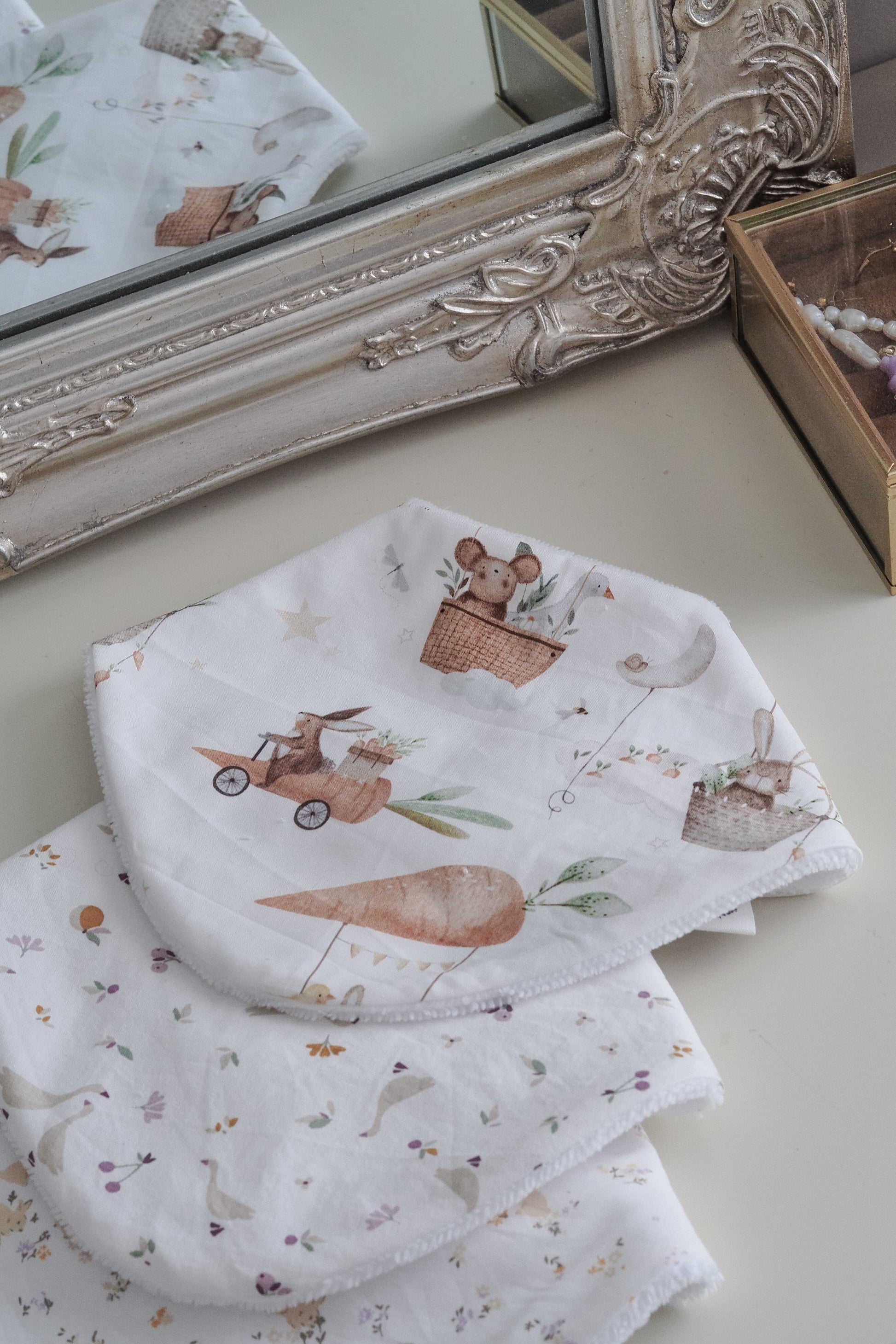 bavoir bandana reve de lapin en coton