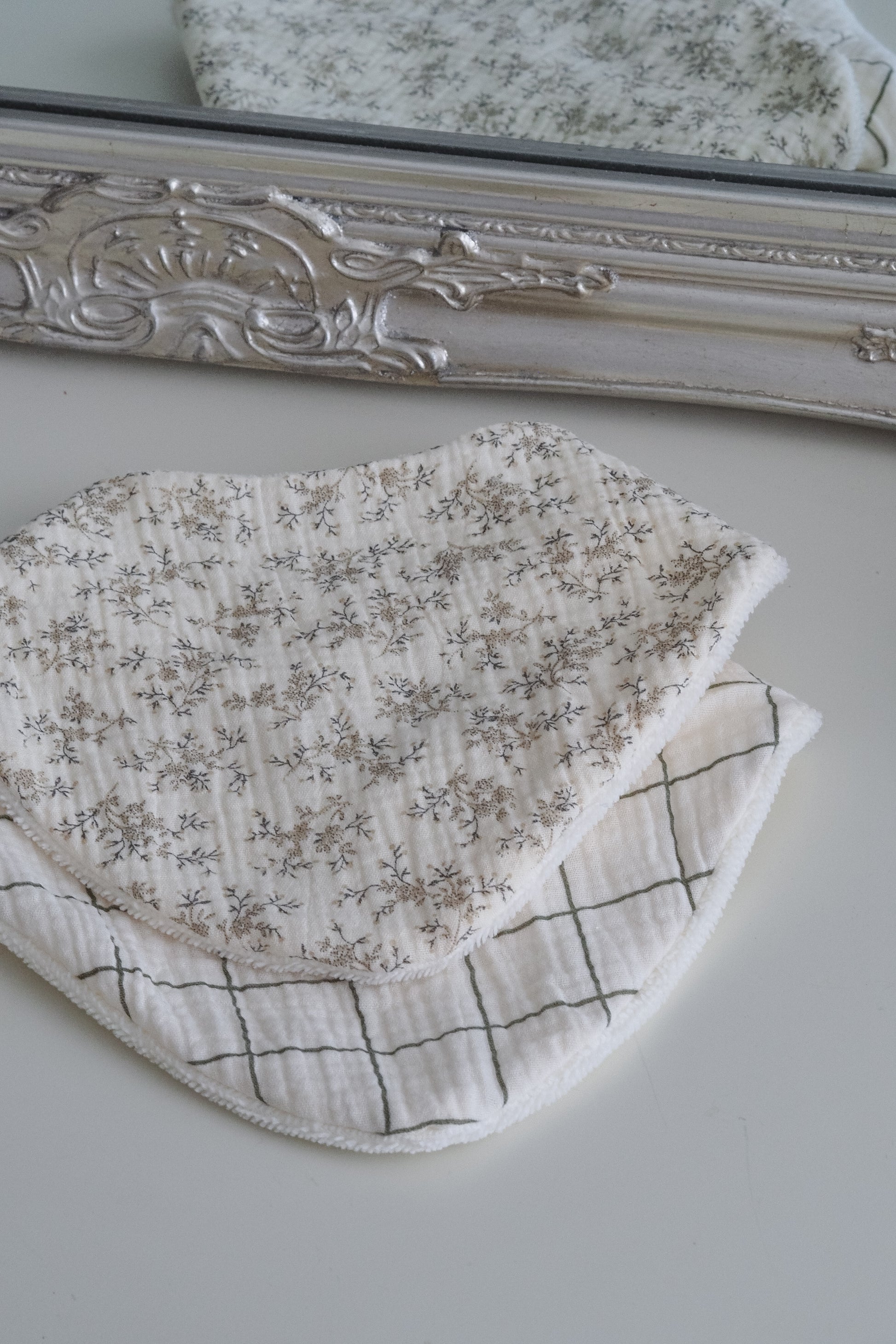 bavoir bandana verveine gaze de coton